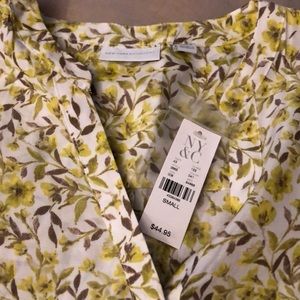 Green floral top from ny&co